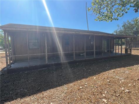 129 Mystic Drive George West TX 78022