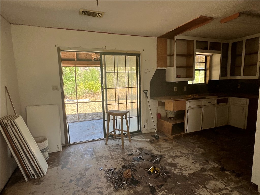 129 Mystic Drive George West TX 78022