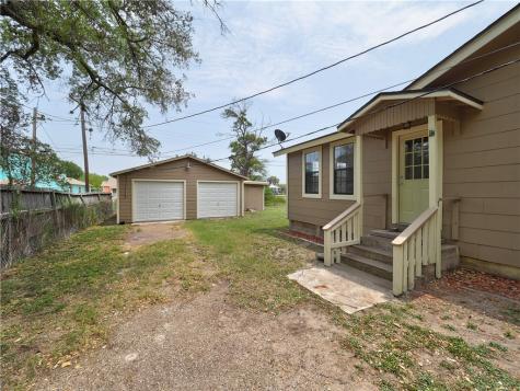 745 S Rife Street Aransas Pass TX 78336