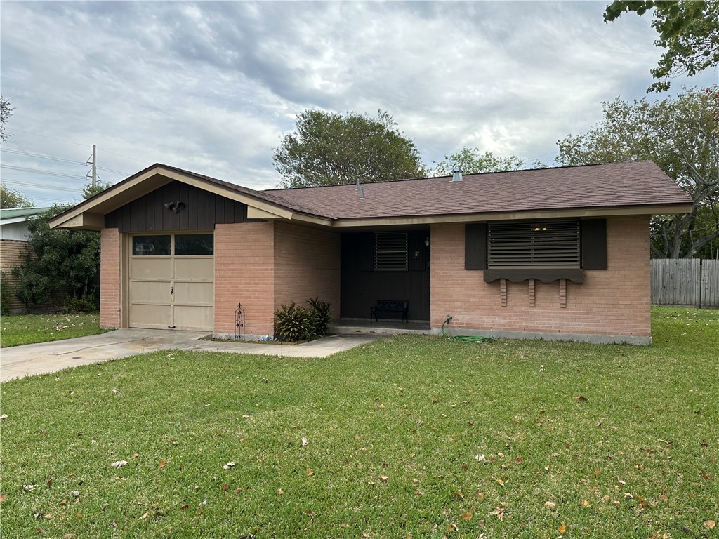 1722 Crosby Street Portland TX 78374