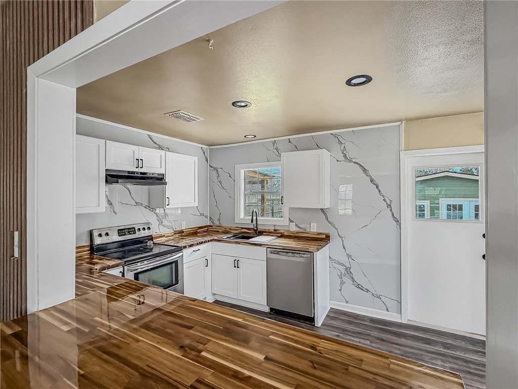 3437 Austin Street Corpus Christi TX 78411