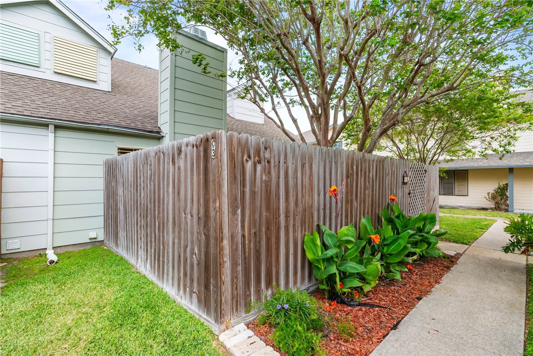 7252 The Mansions Dr Q-3 Corpus Christi TX 78414