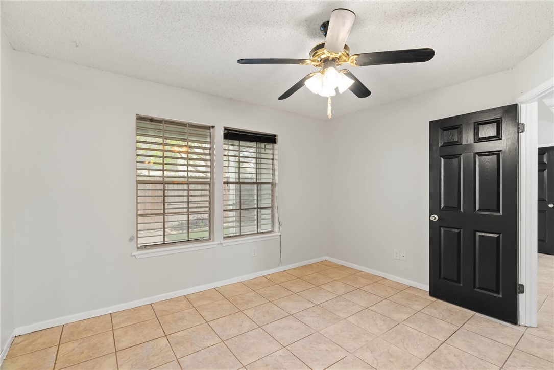 7252 The Mansions Dr Q-3 Corpus Christi TX 78414
