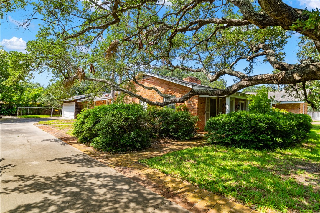 218 Mitchell Street Corpus Christi TX 78411