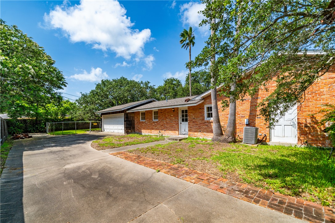 218 Mitchell Street Corpus Christi TX 78411