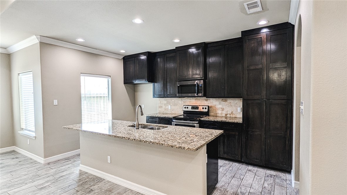 2810 Lake Tranquility Circle Corpus Christi TX 78414