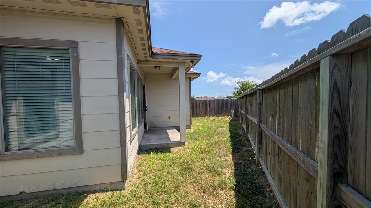2810 Lake Tranquility Circle Corpus Christi TX 78414