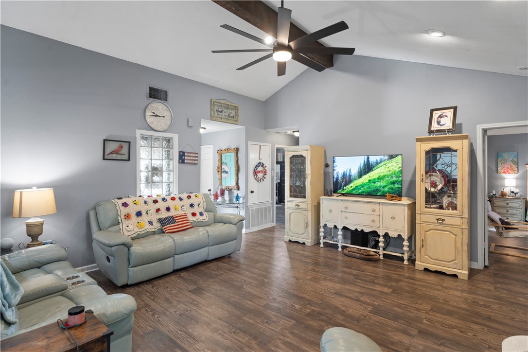 7010 Tree Top Place Corpus Christi TX 78413