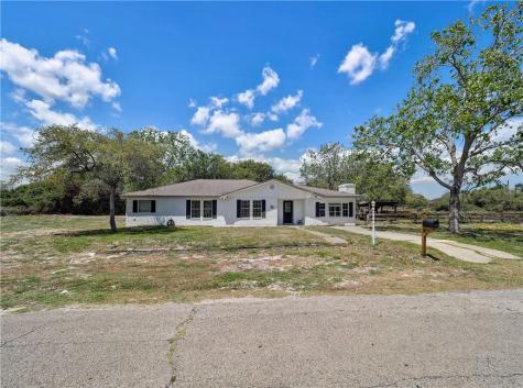 912 S 7th Street Aransas Pass TX 78336