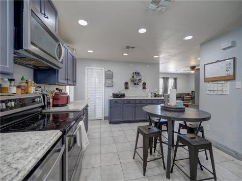 912 S 7th Street Aransas Pass TX 78336