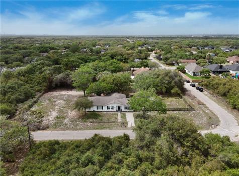 912 S 7th Street Aransas Pass TX 78336