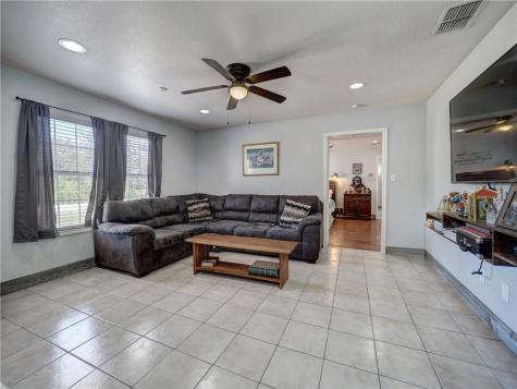 912 S 7th Street Aransas Pass TX 78336