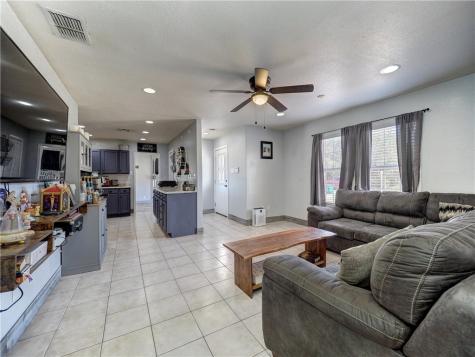 912 S 7th Street Aransas Pass TX 78336