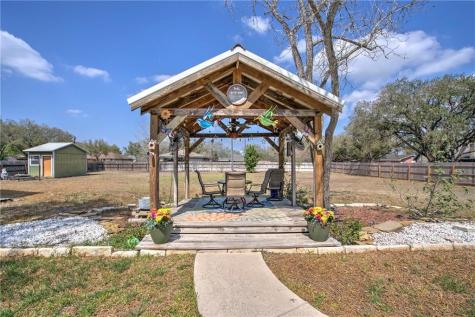 408 Grace Orange Grove TX 78372