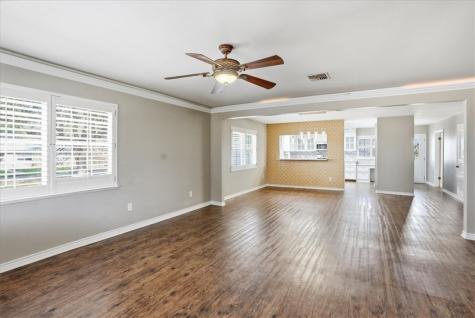 408 Grace Orange Grove TX 78372