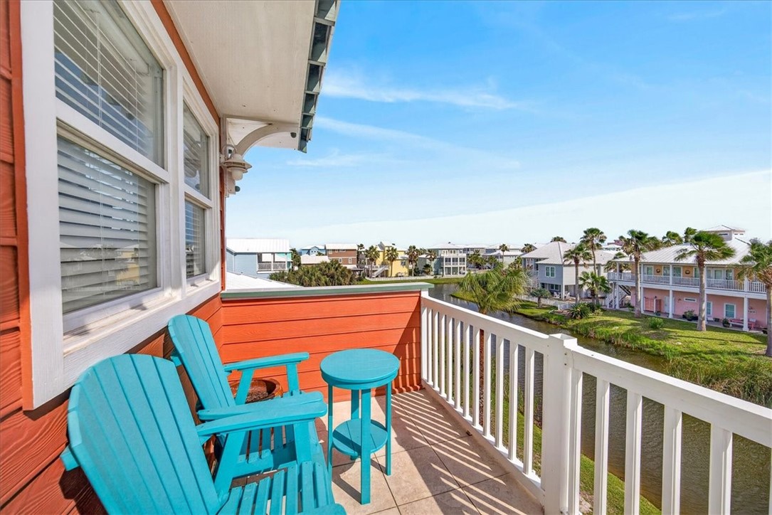 220 Keewaydin Port Aransas TX 78373