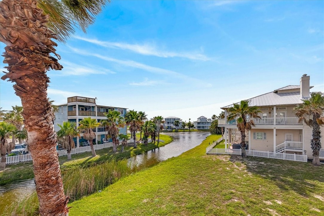 220 Keewaydin Port Aransas TX 78373