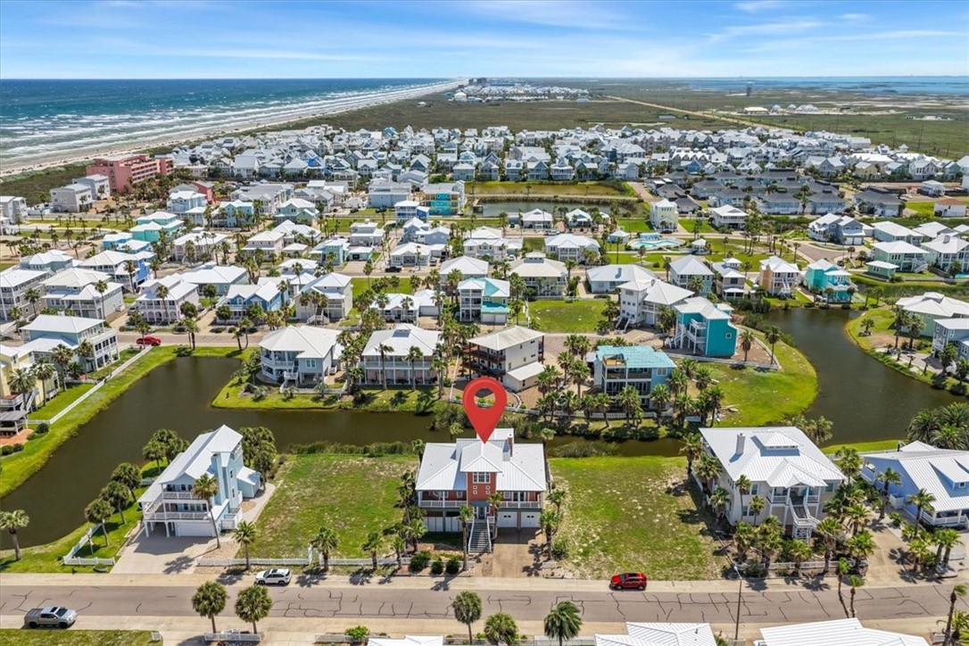 220 Keewaydin Port Aransas TX 78373
