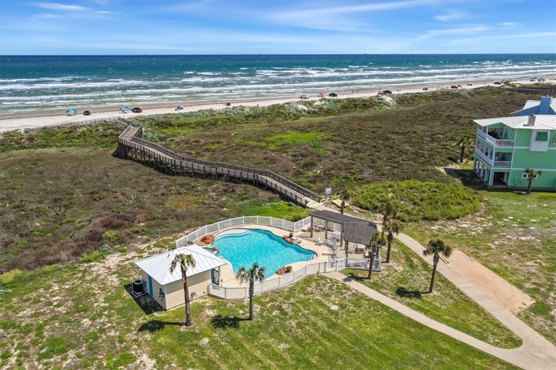 220 Keewaydin Port Aransas TX 78373