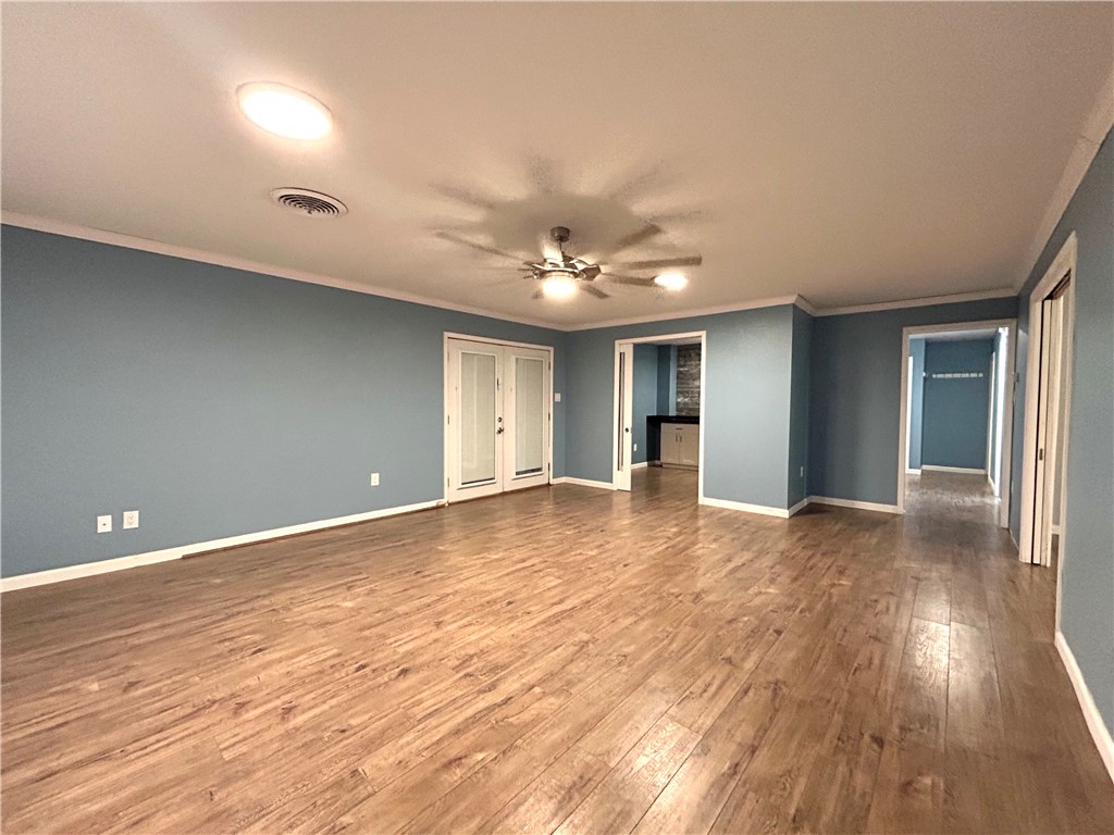 848 Oak Avenue Rockport TX 78382