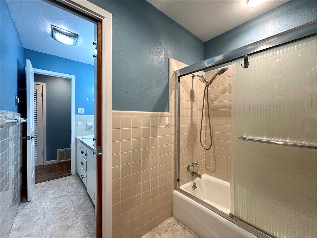 848 Oak Avenue Rockport TX 78382