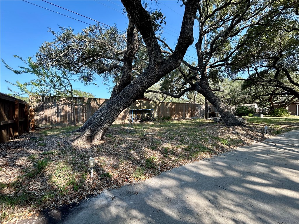 848 Oak Avenue Rockport TX 78382
