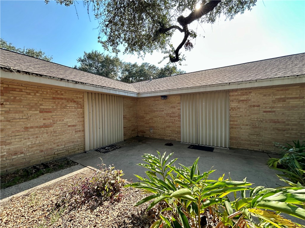 848 Oak Avenue Rockport TX 78382