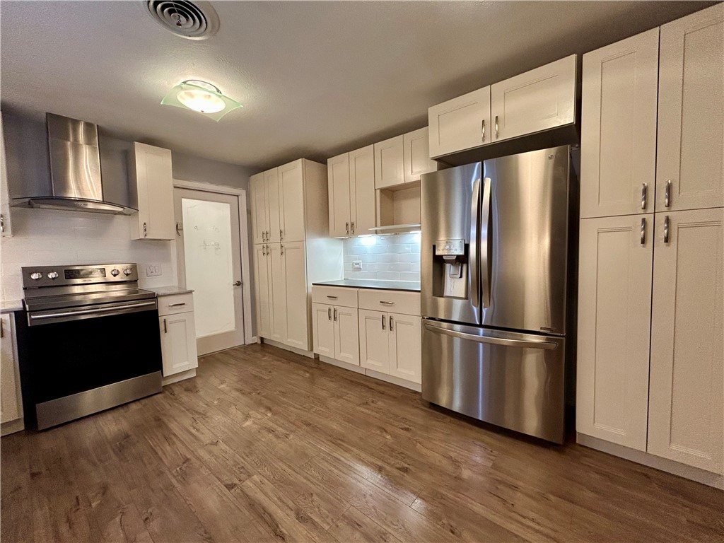 848 Oak Avenue Rockport TX 78382