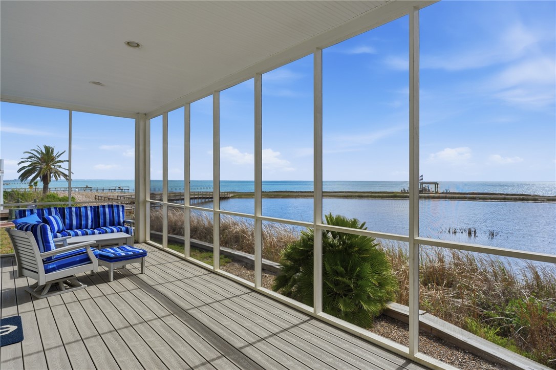 15 Old Cottage Beach Drive Rockport TX 78382