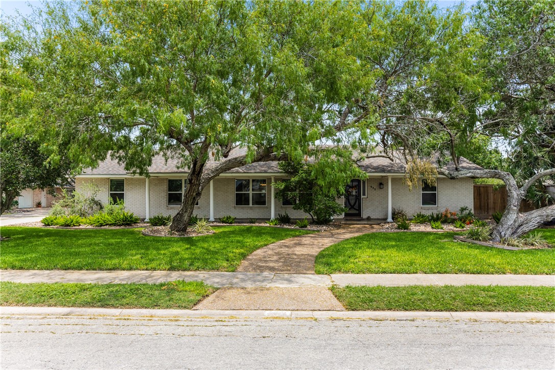 433 Cape Henry Drive Corpus Christi TX 78412
