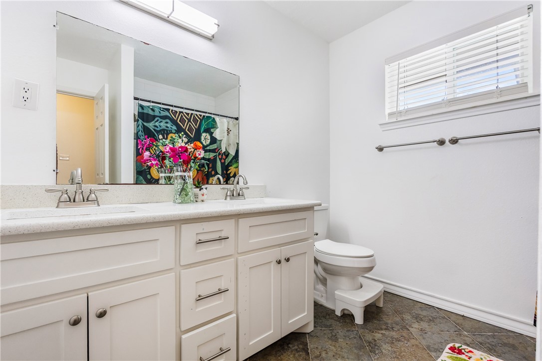 433 Cape Henry Drive Corpus Christi TX 78412