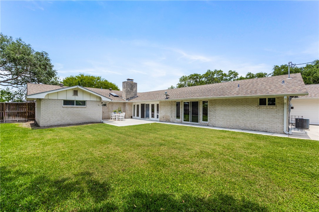 433 Cape Henry Drive Corpus Christi TX 78412