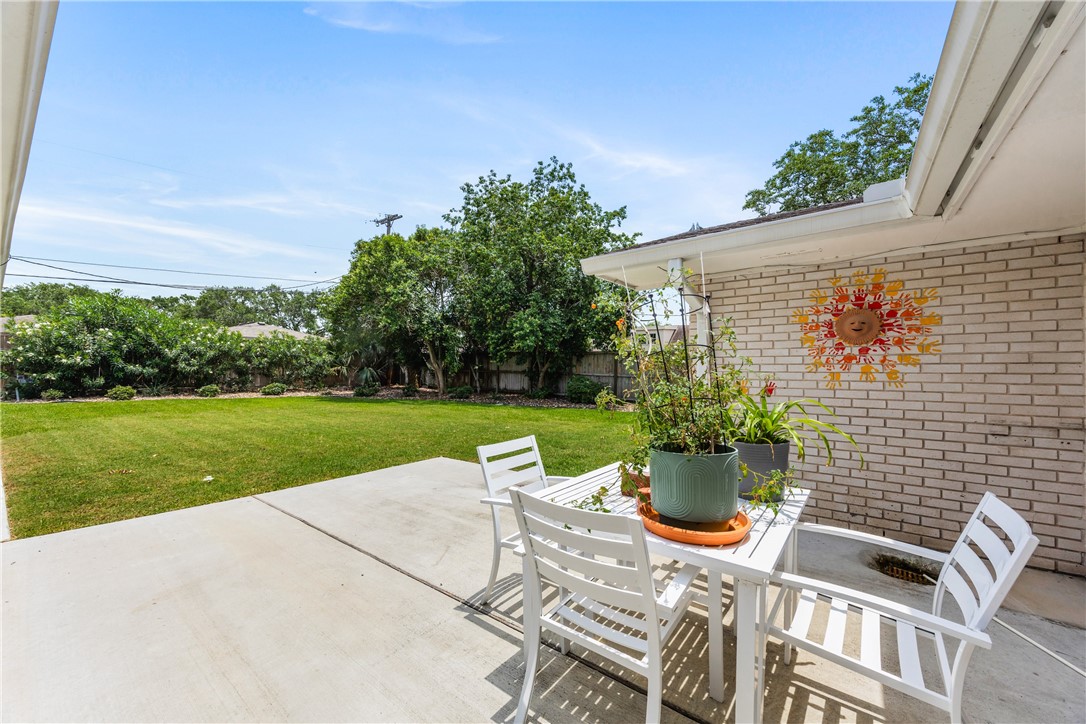 433 Cape Henry Drive Corpus Christi TX 78412