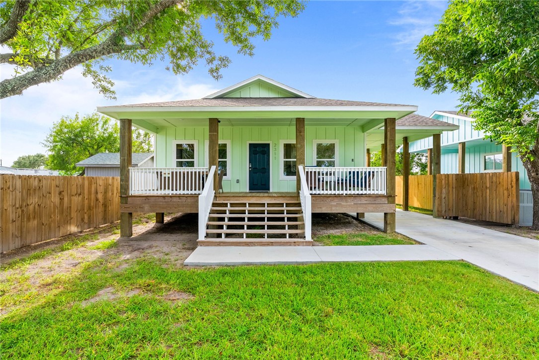 2311 S Bronte Street Rockport TX 78382