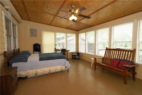24857 Lakeview (CR 360) Mathis TX 78368