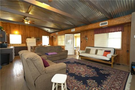 24857 Lakeview (CR 360) Mathis TX 78368