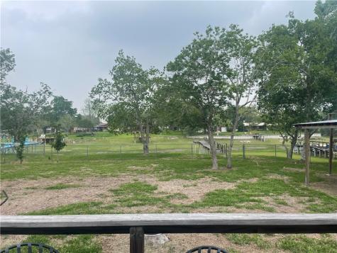 24857 Lakeview (CR 360) Mathis TX 78368