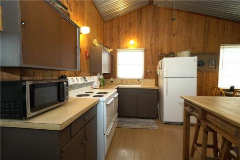 24857 Lakeview (CR 360) Mathis TX 78368