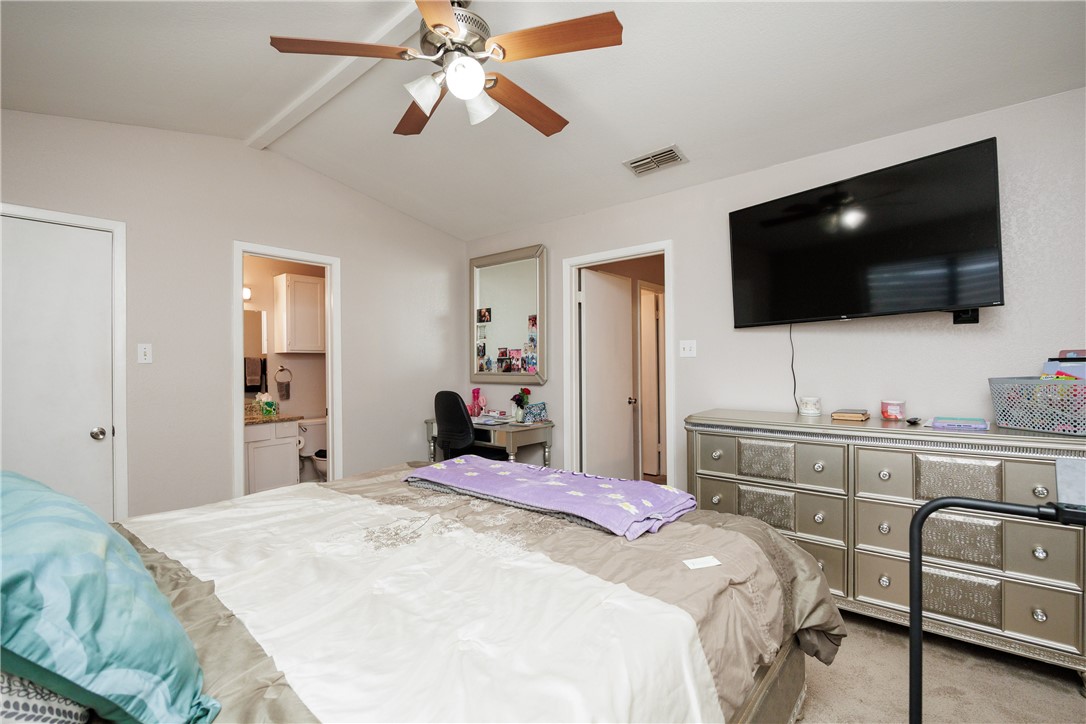 2705 Saint Joseph E Corpus Christi TX 78418