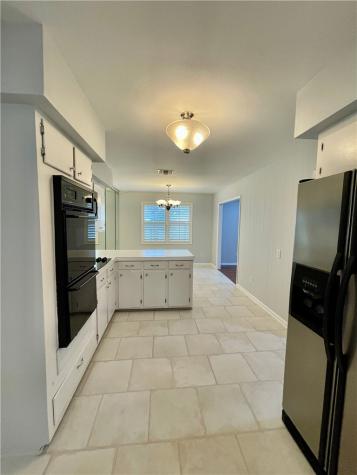2005 Bay Avenue Rockport TX 78382
