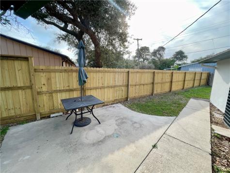 2005 Bay Avenue Rockport TX 78382
