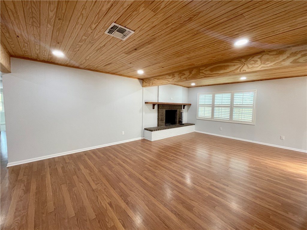2005 Bay Avenue Rockport TX 78382