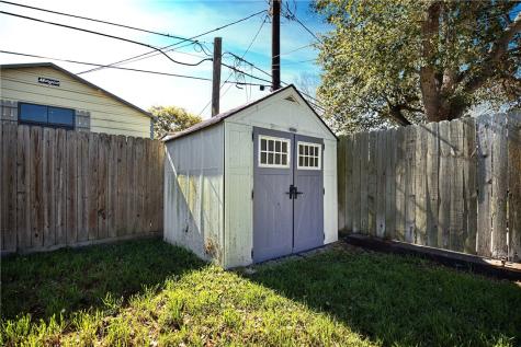 6218 Brewton Drive Corpus Christi TX 78415