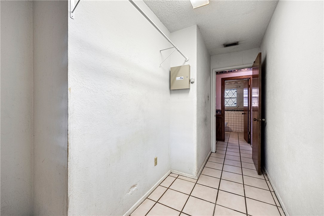 1205 Clarion Drive Corpus Christi TX 78412
