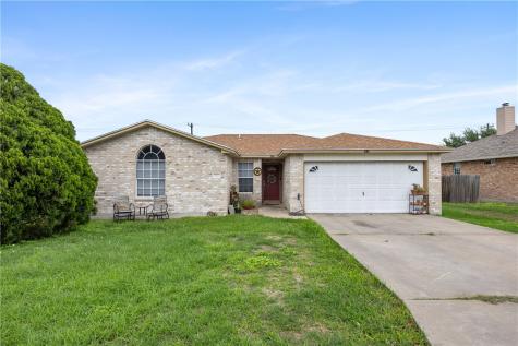 711 Aurora Street Bishop TX 78343