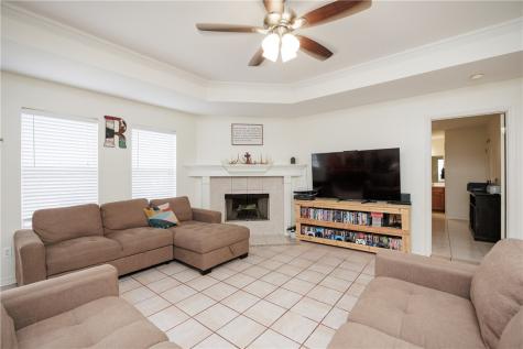 711 Aurora Street Bishop TX 78343