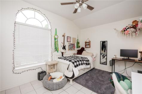 711 Aurora Street Bishop TX 78343