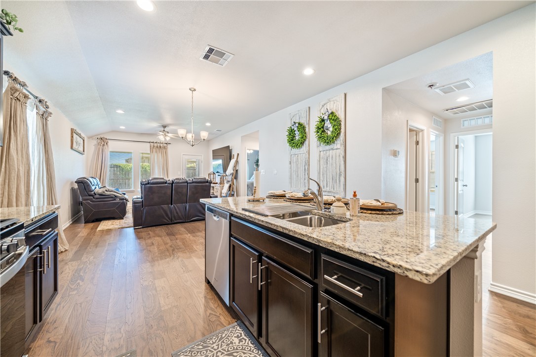7614 Lasso Drive Corpus Christi TX 78414