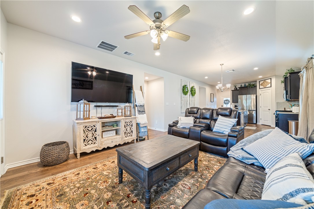 7614 Lasso Drive Corpus Christi TX 78414