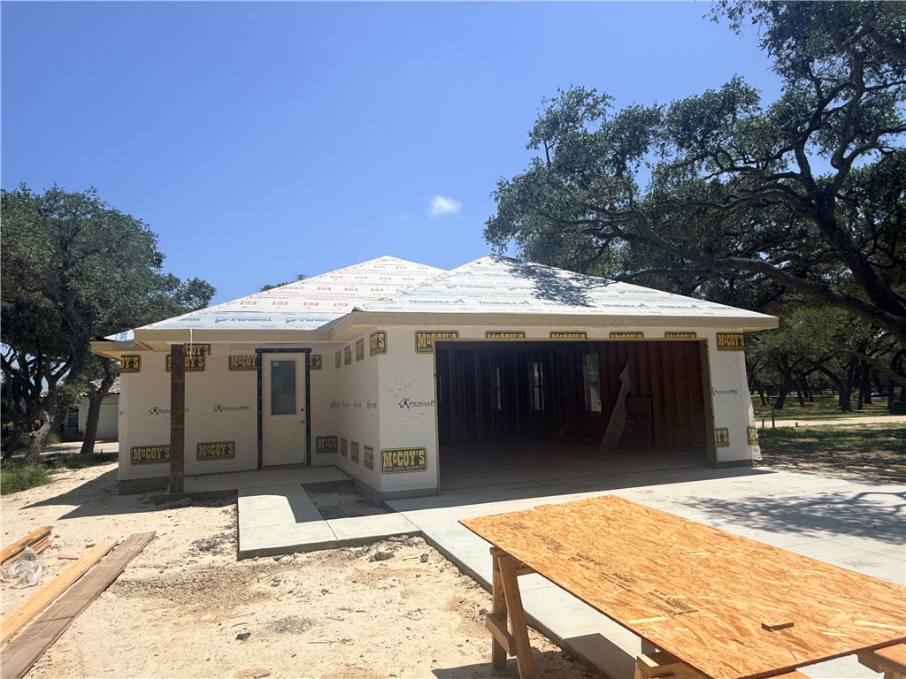 2106 Royal Oaks Rockport TX 78382